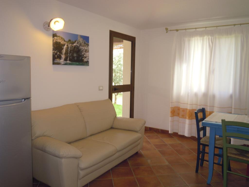 Oleandro Apartamento Lotzorai Quarto foto