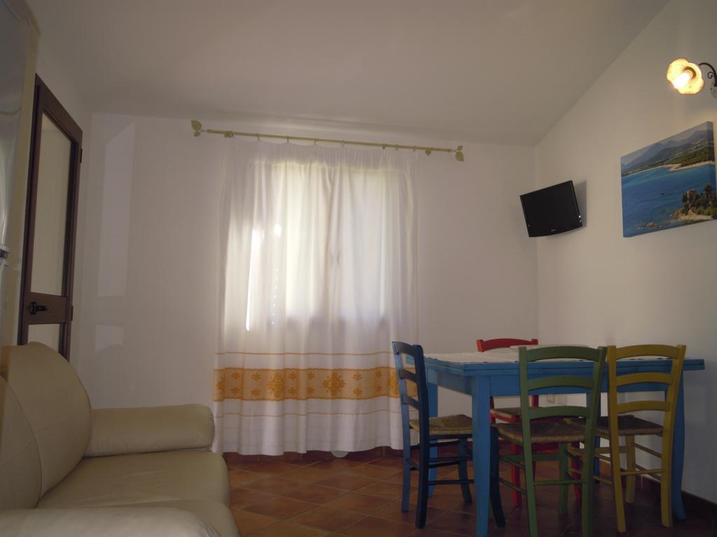 Oleandro Apartamento Lotzorai Exterior foto