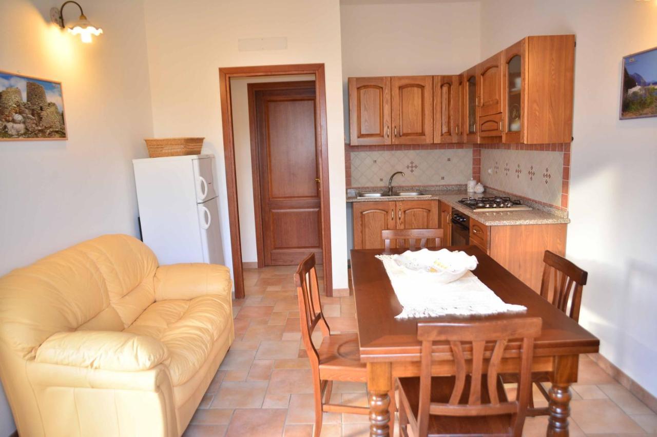 Oleandro Apartamento Lotzorai Exterior foto